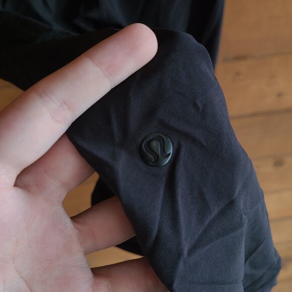 Lululemon Rollin With My Omies Jogger Pant Black Size 6 Elastic Waist Cuffed - Picture 6 of 6